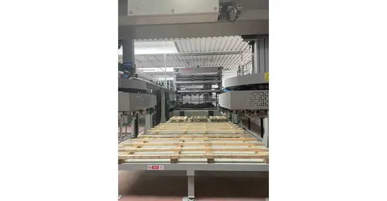Taglio laser con carico e scarico automatico lamiere