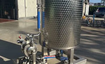 Cisterna in acciaio inox 316 per prodotti alimentari.