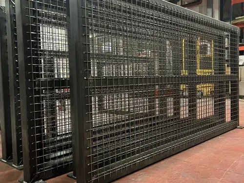 Rete elettro saldata  su tubolare in ferro 